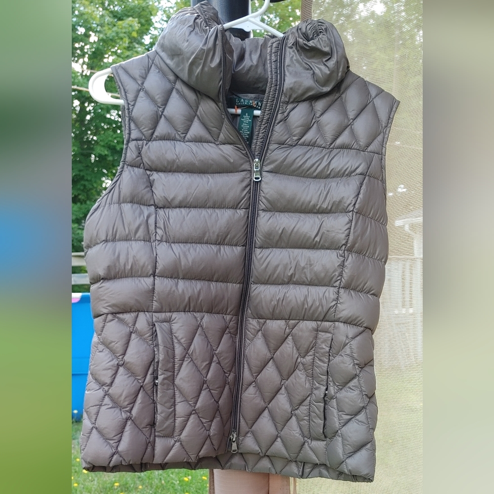 Ralph Lauren Brown down vest SZ.Small NWOT